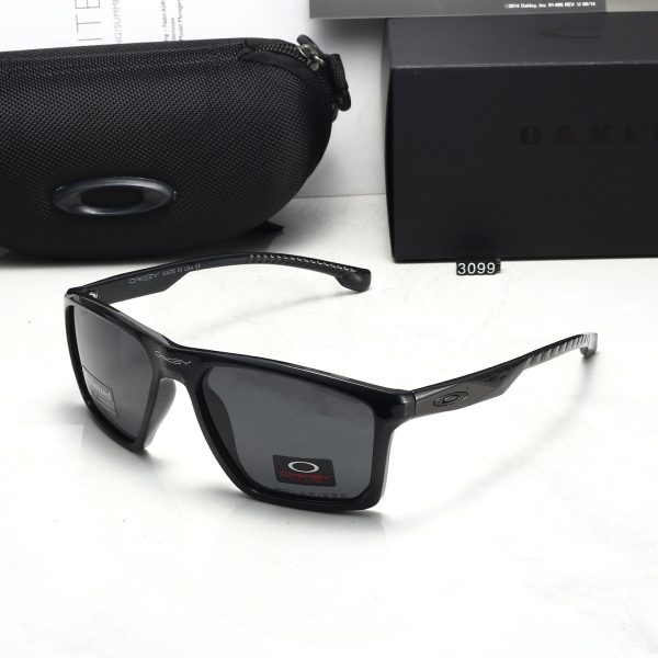Oakley Fashionable Sunglasses