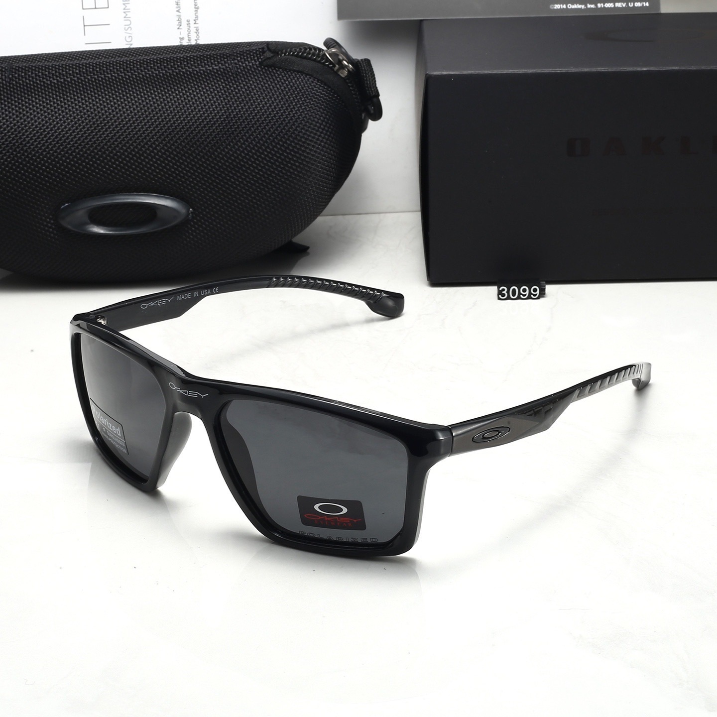 Oakley Fashionable Sunglasses - Image 7