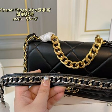 Chanel 19 Bag WOC Wallet on Chain - Image 5