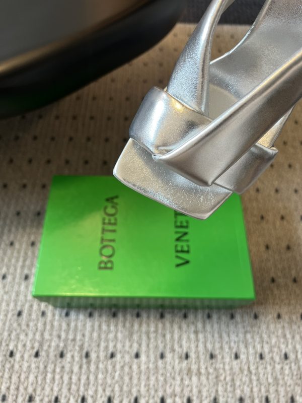 Bottega Veneta Gradient Riva Mules