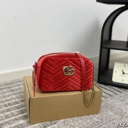 Gucci Velvet Camera Bag - Image 5