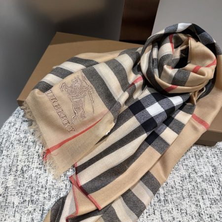 Burberry Check Cashmere Beige Scarf Unisex - Image 2