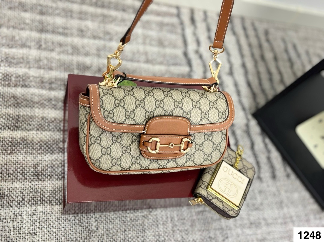 Gucci Blondie Handbag - Image 2