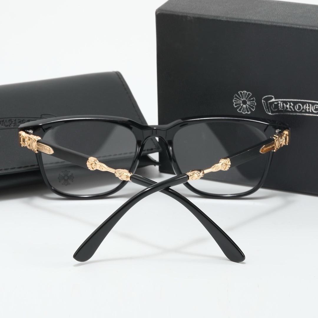 Chrome Hearts Fashionable Sunglasses - Image 5