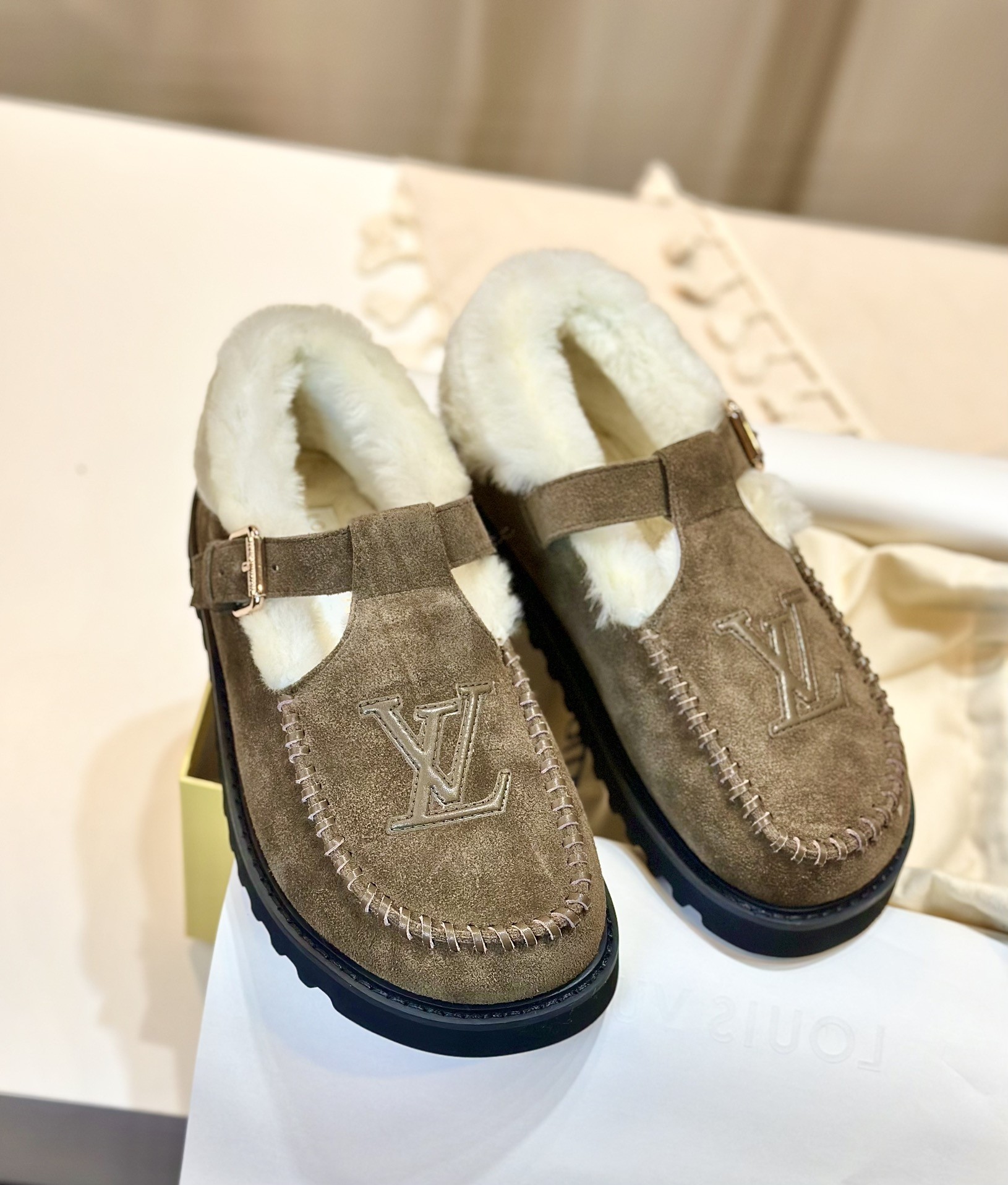 LV Fall/Winter Fuzzy Slippers - Image 1