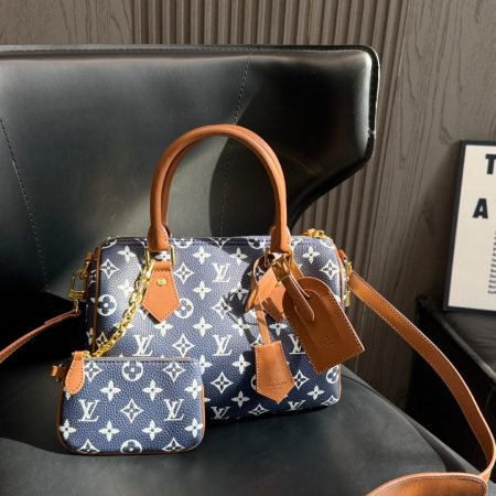 LV Speedy P9 Bandoulière 25 Monogram Bag - Image 1