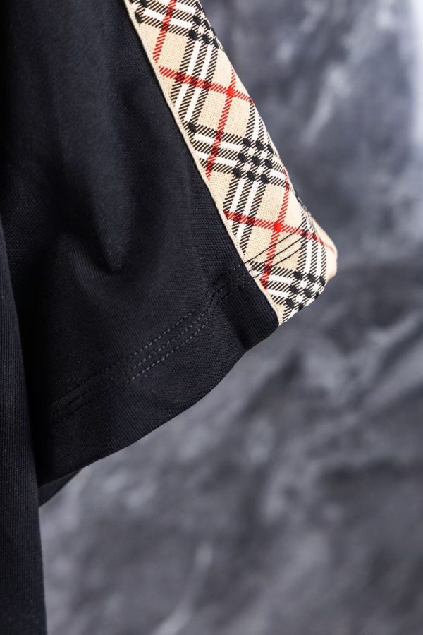 Burberry T Shirt