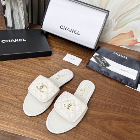 Chanel Quilted CC Slides - Image 3
