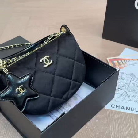 Chanel Chain Bag - Image 2