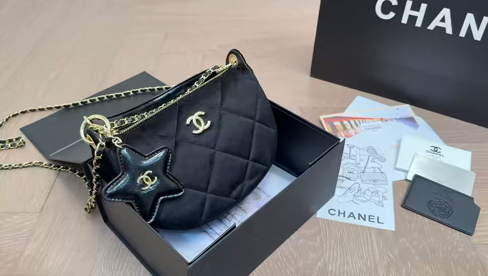 Chanel Chain Bag - Image 2