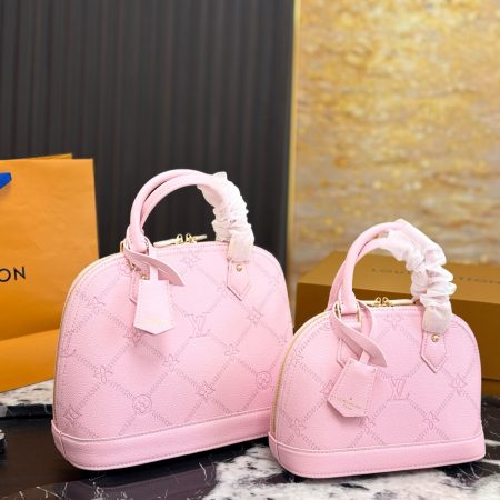 LV's New Shell Bag - Image 1