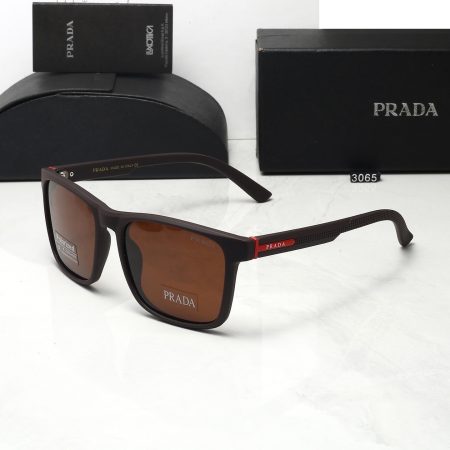 Prada Fashionable Sunglasses - Image 4