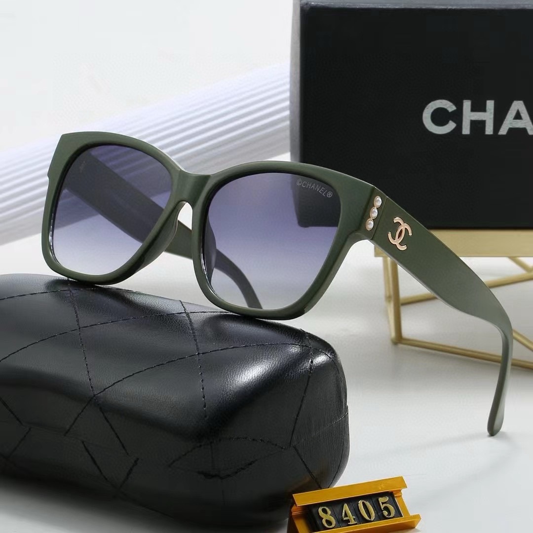Chanel Fashionable Sunglasses - Image 9