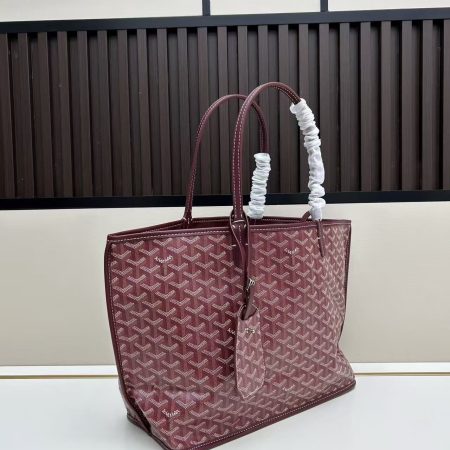 Goyard Saint Louis Bag Burgundy - Image 2