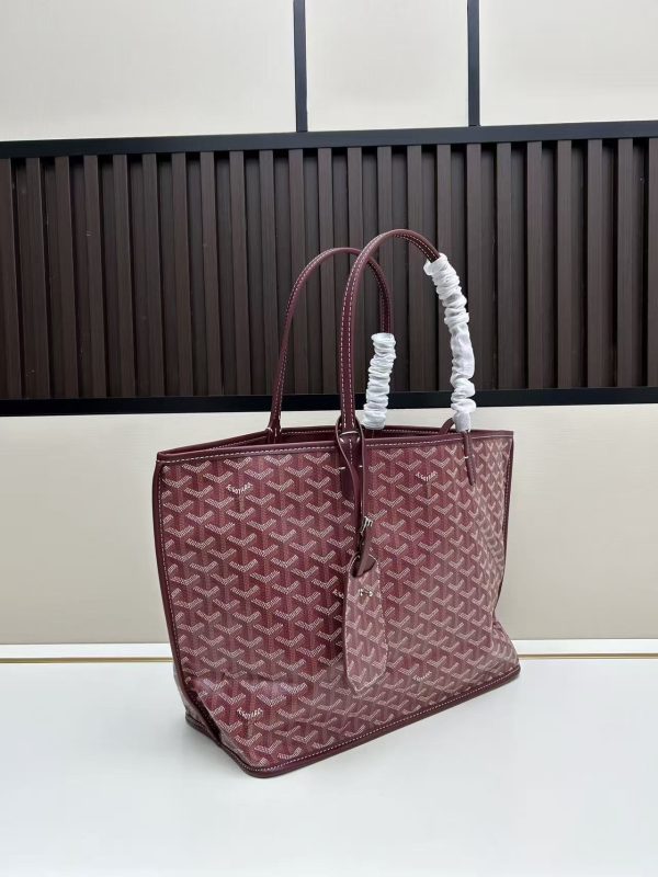 Goyard Saint Louis Bag Burgundy