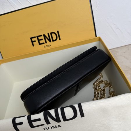 Fendi Fendigraphy Messenger bag 10A - Image 5