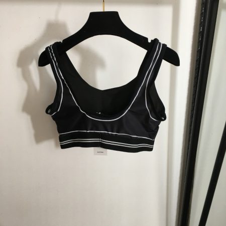 ALO Yoga Exercise Set - Image 5