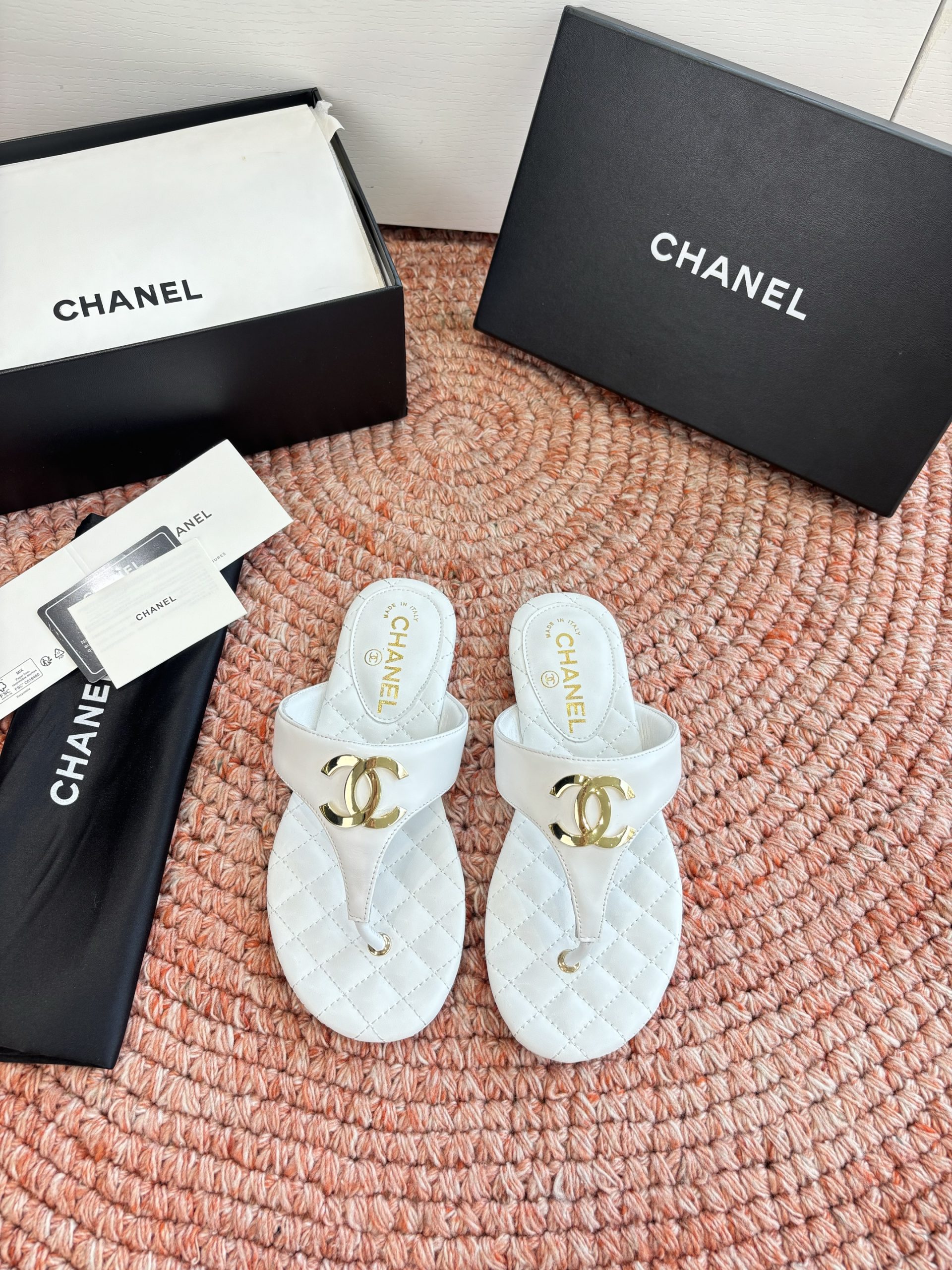 Chanel CC Logo Thong Sandals - Image 4