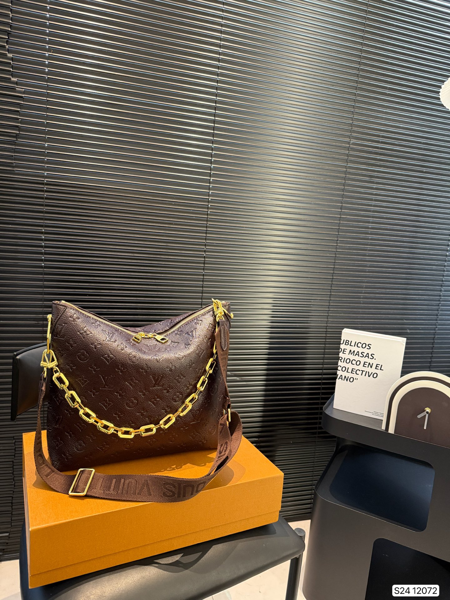 LV  Bag - Image 2