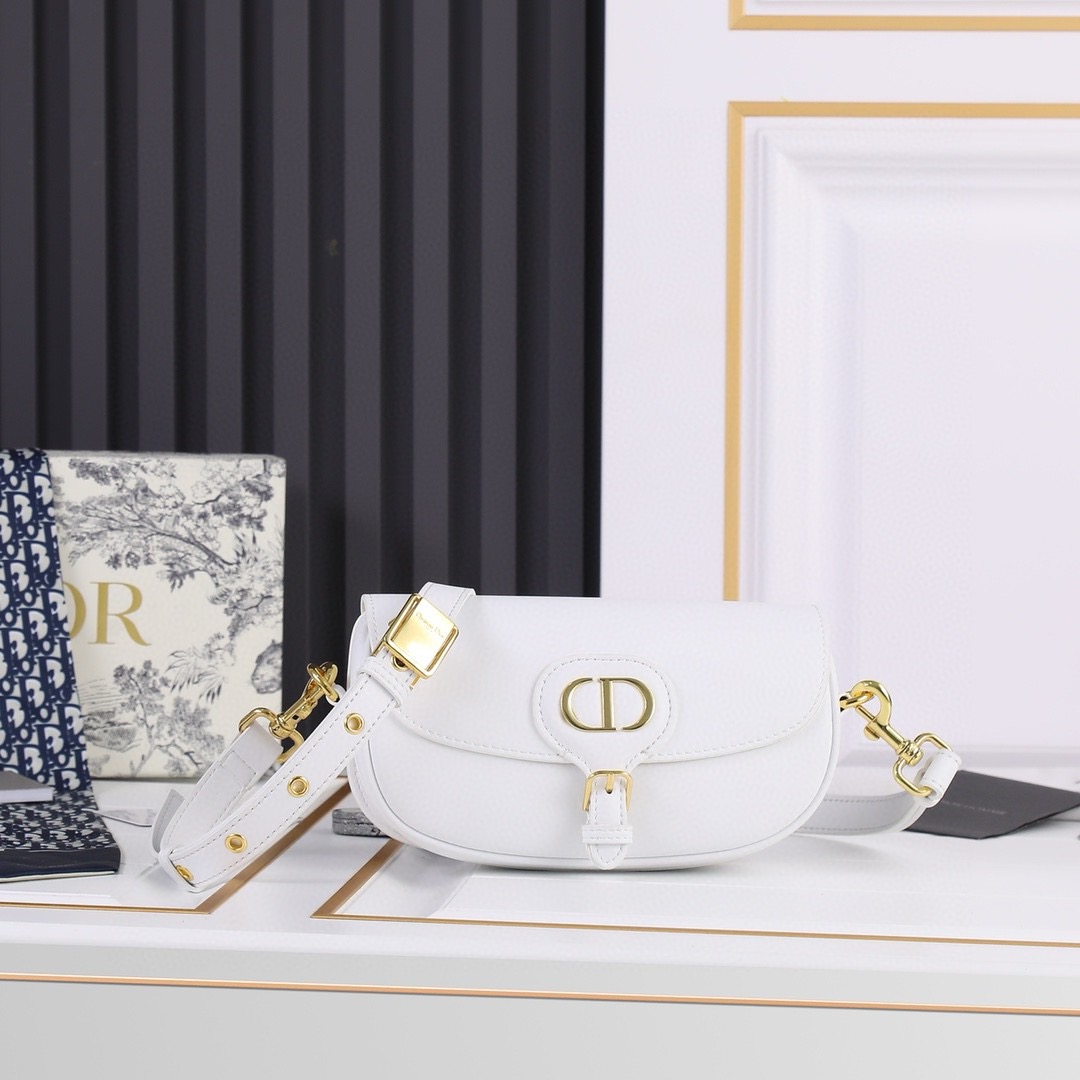 Dior Underarm Bag - Image 5