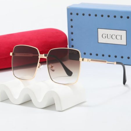 Gucci Fashionable Sunglasses - Image 5