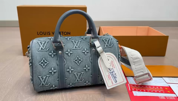 LV Keepall 25 Bag