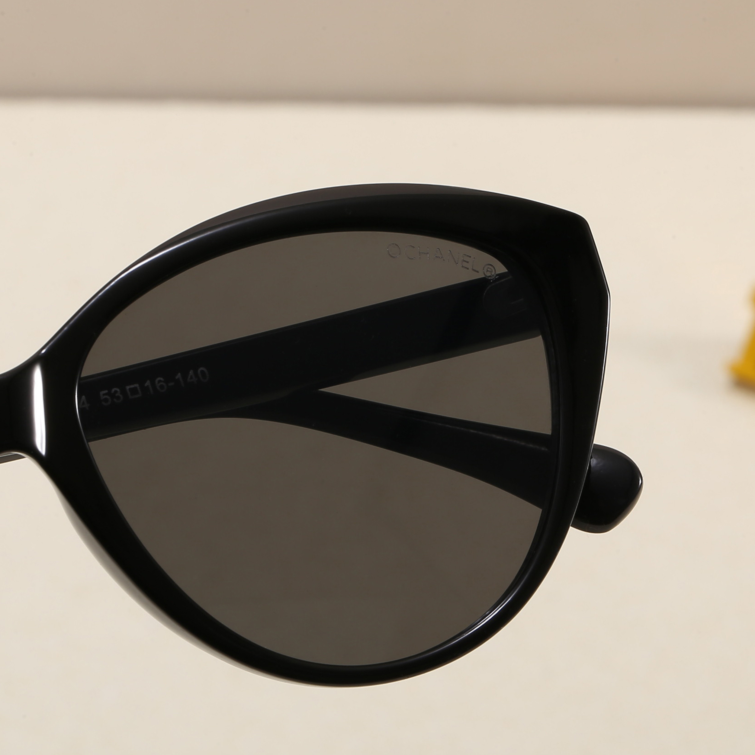 Chanel Fashionable Sunglasses - Image 6