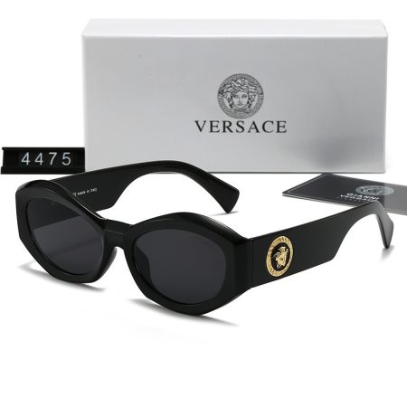 Versace Fashionable Sunglasses - Image 5