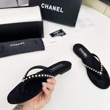 Chanel Velvet 25C Flip-flops - Image 11