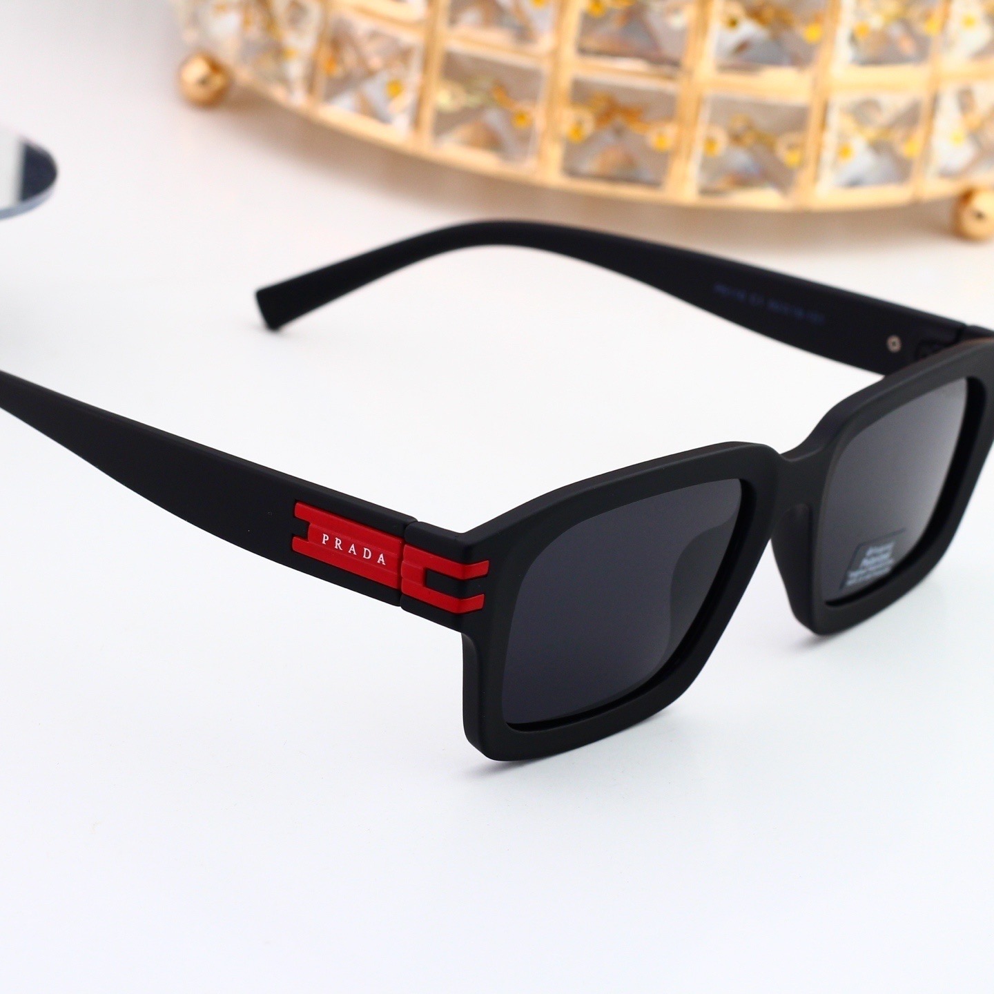 Prada Fashionable Sunglasses - Image 8