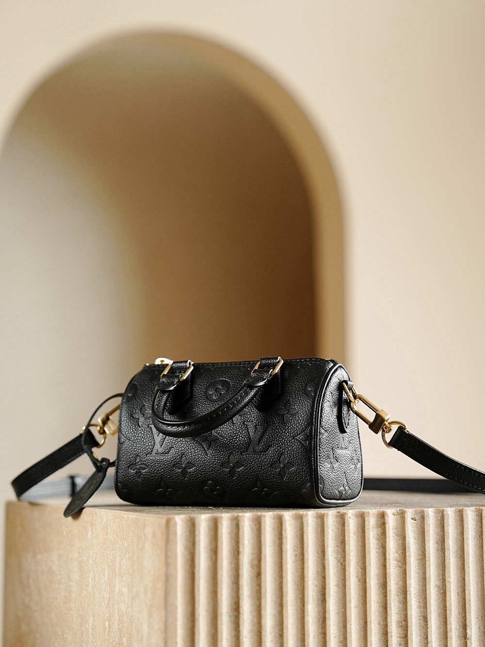 LV Nano Speedy Bag Top Quality - Image 6