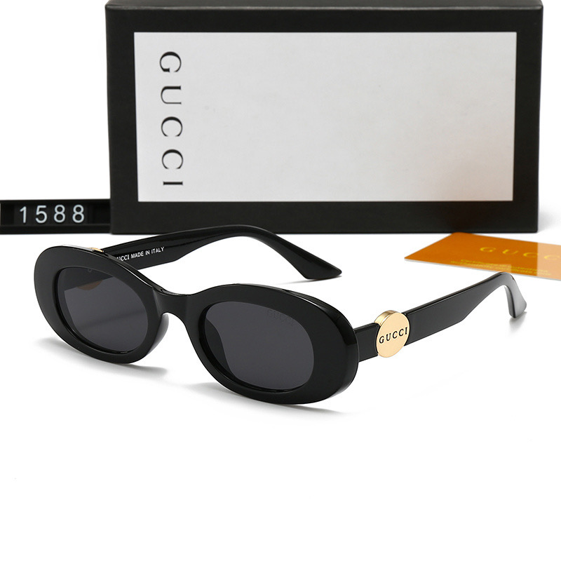 Gucci Fashionable Sunglasses - Image 2