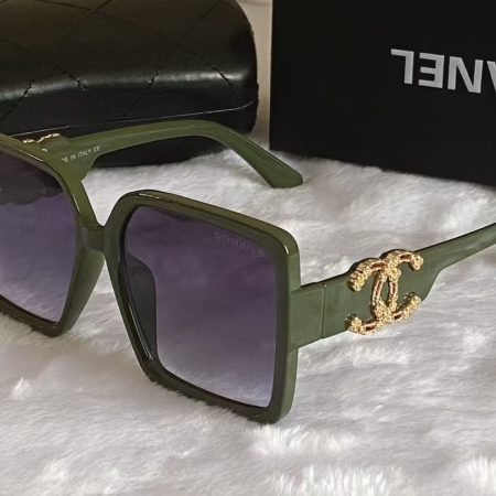 Chanel Fashionable Sunglasses - Image 7