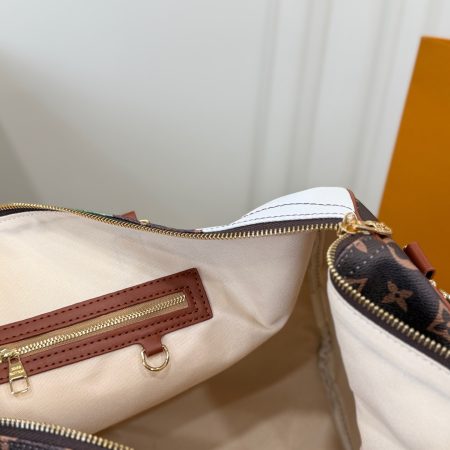 LV Keepall 50 Travel Bag - Image 9
