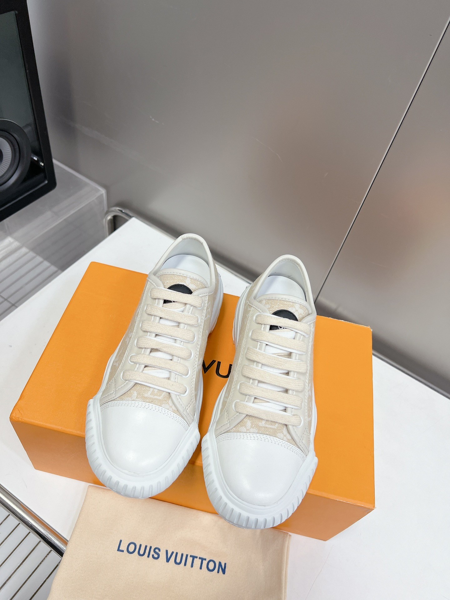 LV Denim Casual Shoes - Image 5