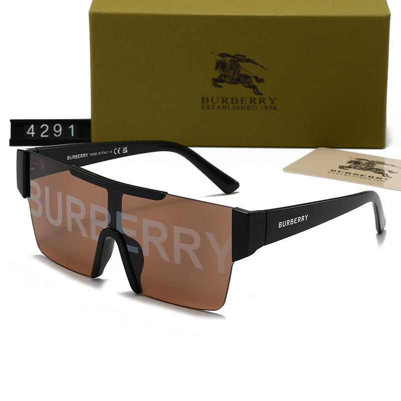 Burberry Fashionable Sunglasses - Image 3