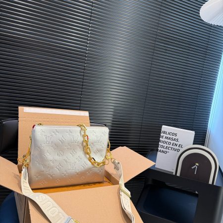 LV COUSSIN Shoulder Bag - Image 4
