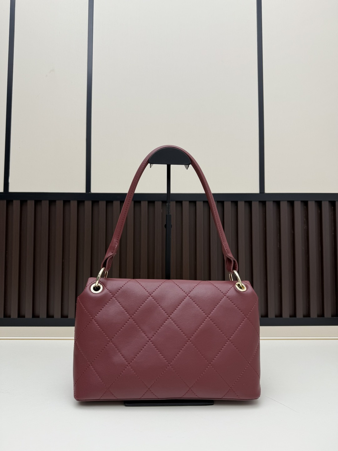 Chanel Large Flap Bag - Image 5