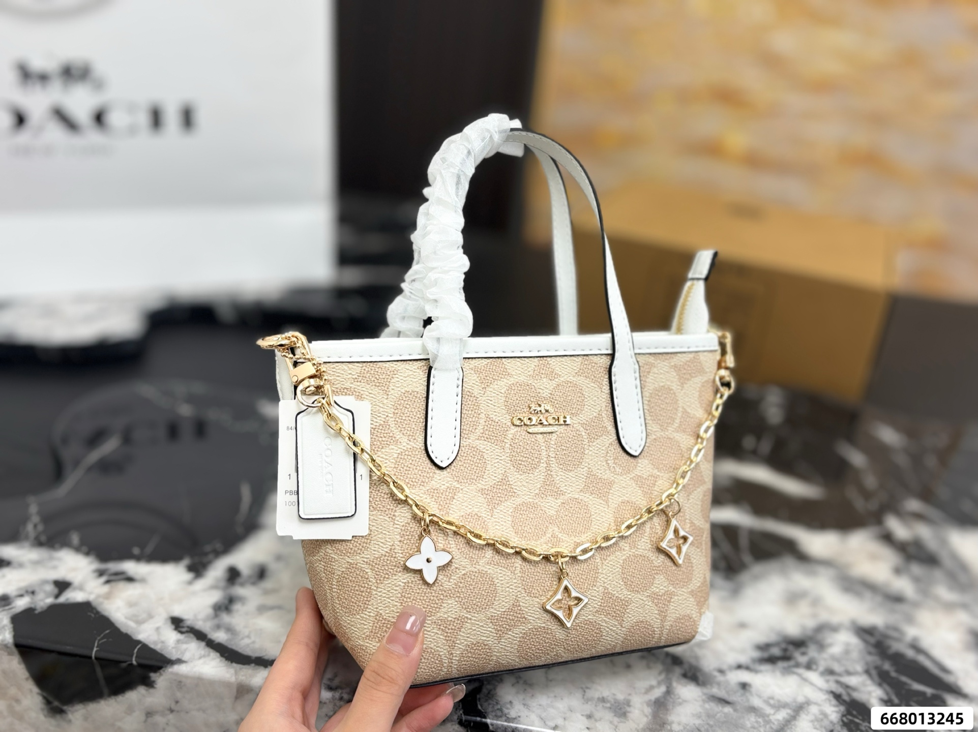 Coach City 15 Mini Tote - Image 4