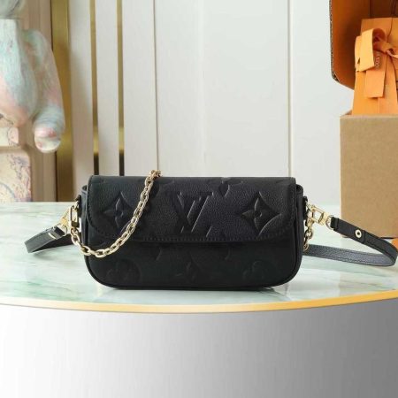 LV Wallet On Chain Ivy Bag