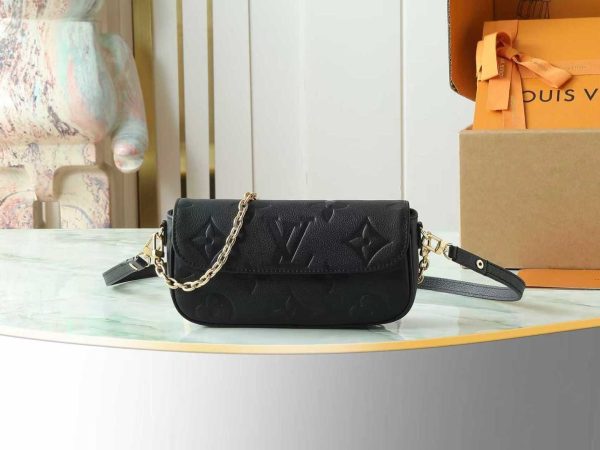 LV Wallet On Chain Ivy Bag