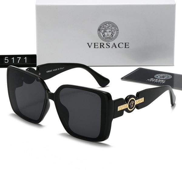 Versace Fashionable Sunglasses