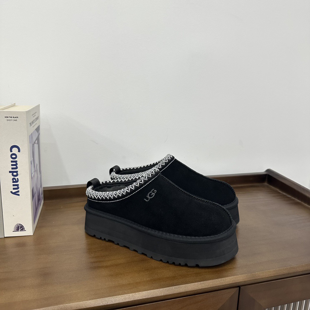 UGG Tazz Slipper - Image 1