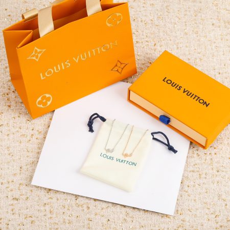 LV Idylle Blossom Necklace - Image 1