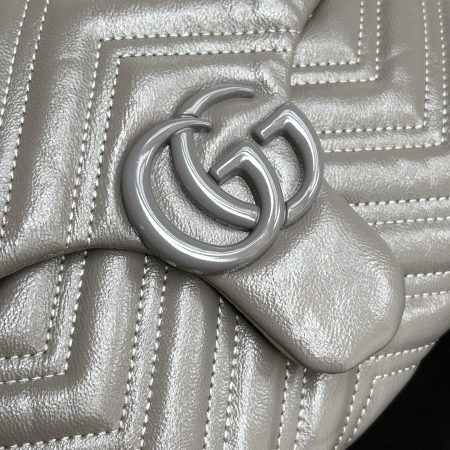 Gucci Marmont medium shoulder bag - Image 3
