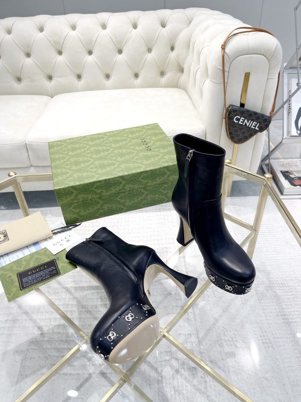 Gucci Janaya Chunky-Heeled Boots