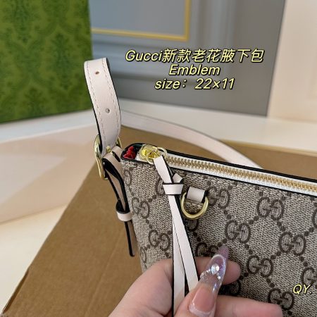Gucci GG Emblem Small Shoulder Bag - Image 8