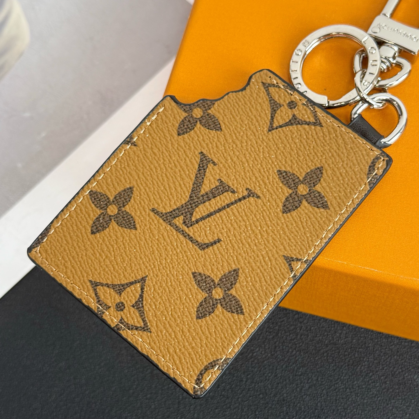 LV Accessories - Image 7