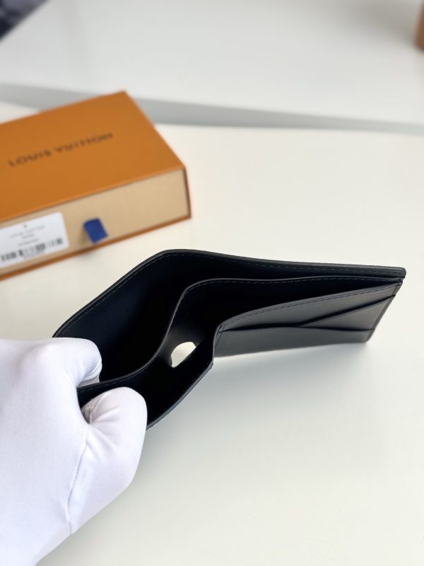 LV Multiple Wallet