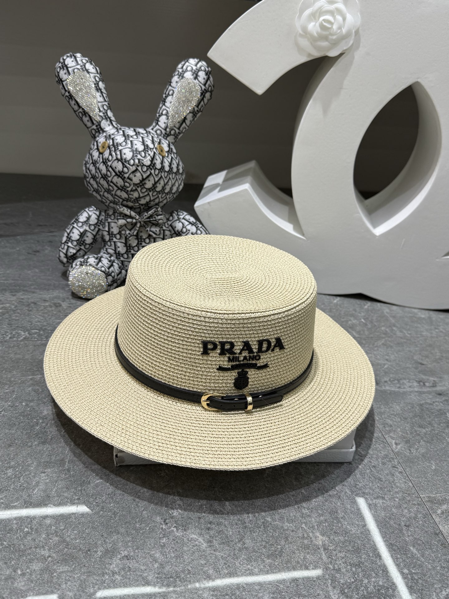 Prada Flat-Brimmed Straw Hat - Image 4
